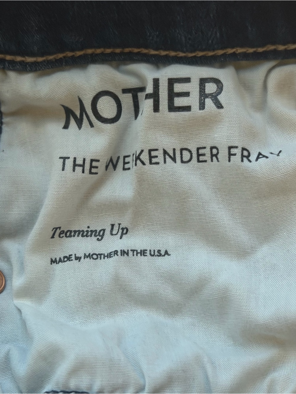 MOTHER Weekender Fray Size 28 - Picture 2 of 6